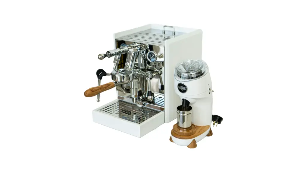 Product photo with AI-generated lifestyle kitchen background from text prompt - Before